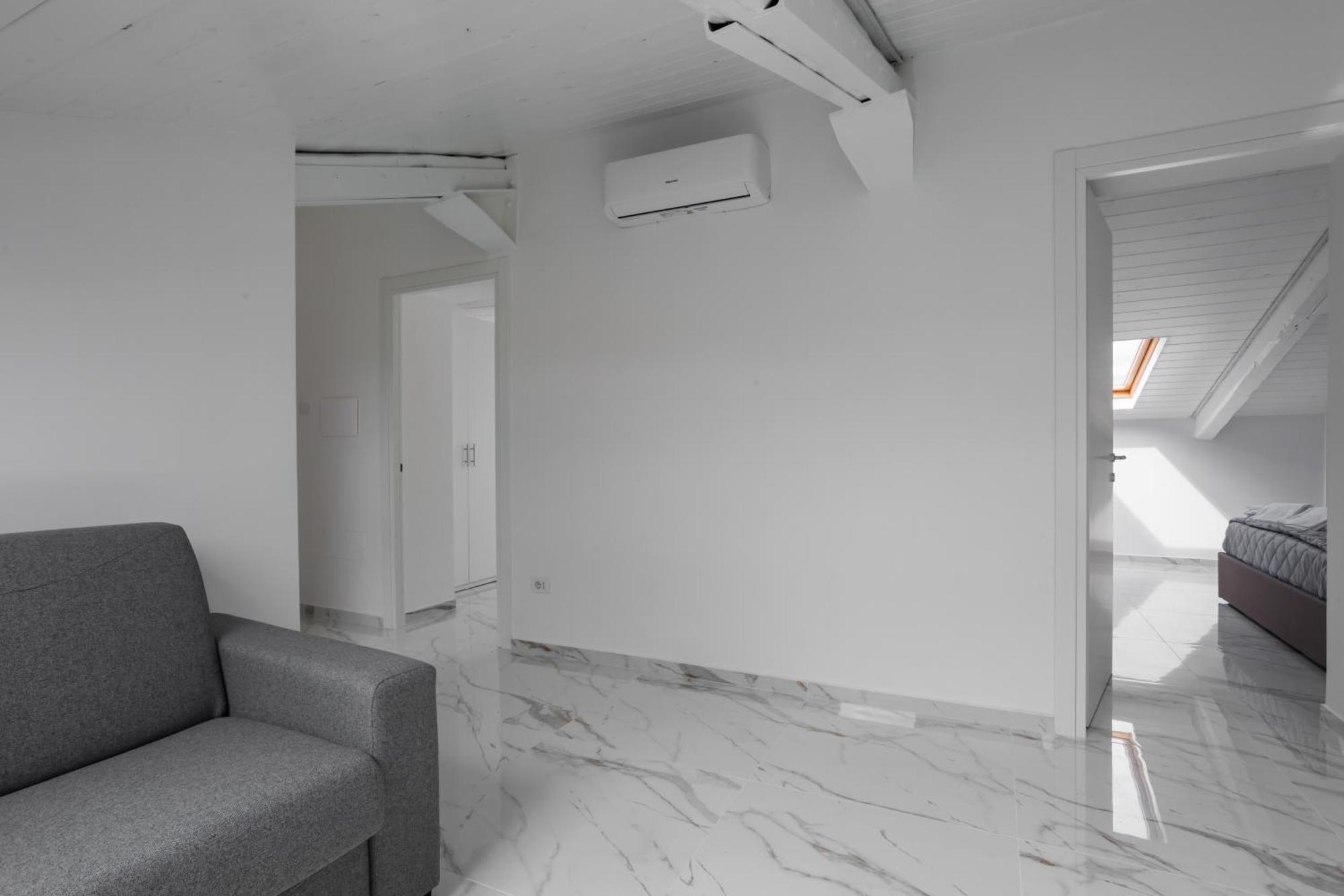 Attico Bella Napoli Aparthotel Ngoại thất bức ảnh